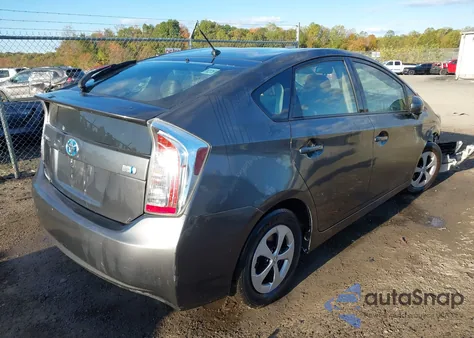 2014 Toyota Prius Two z USA, uszkodzony, nr VIN JTDKN3DU2E1740630